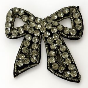 Fashion Rhinestone Bow Pin Brooch Black Felt Backer Women Accessories
